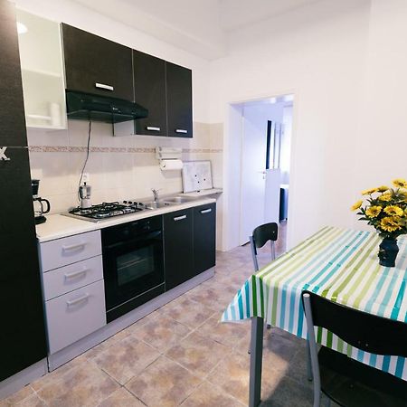 Street View Apartments Σίμπιου Εξωτερικό φωτογραφία